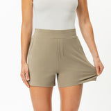 Light Ponte Shorts - Ninepine