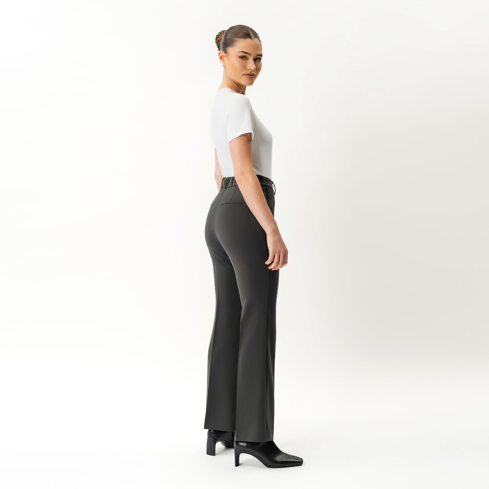 Crepe Bootcut Trouser - Ninepine