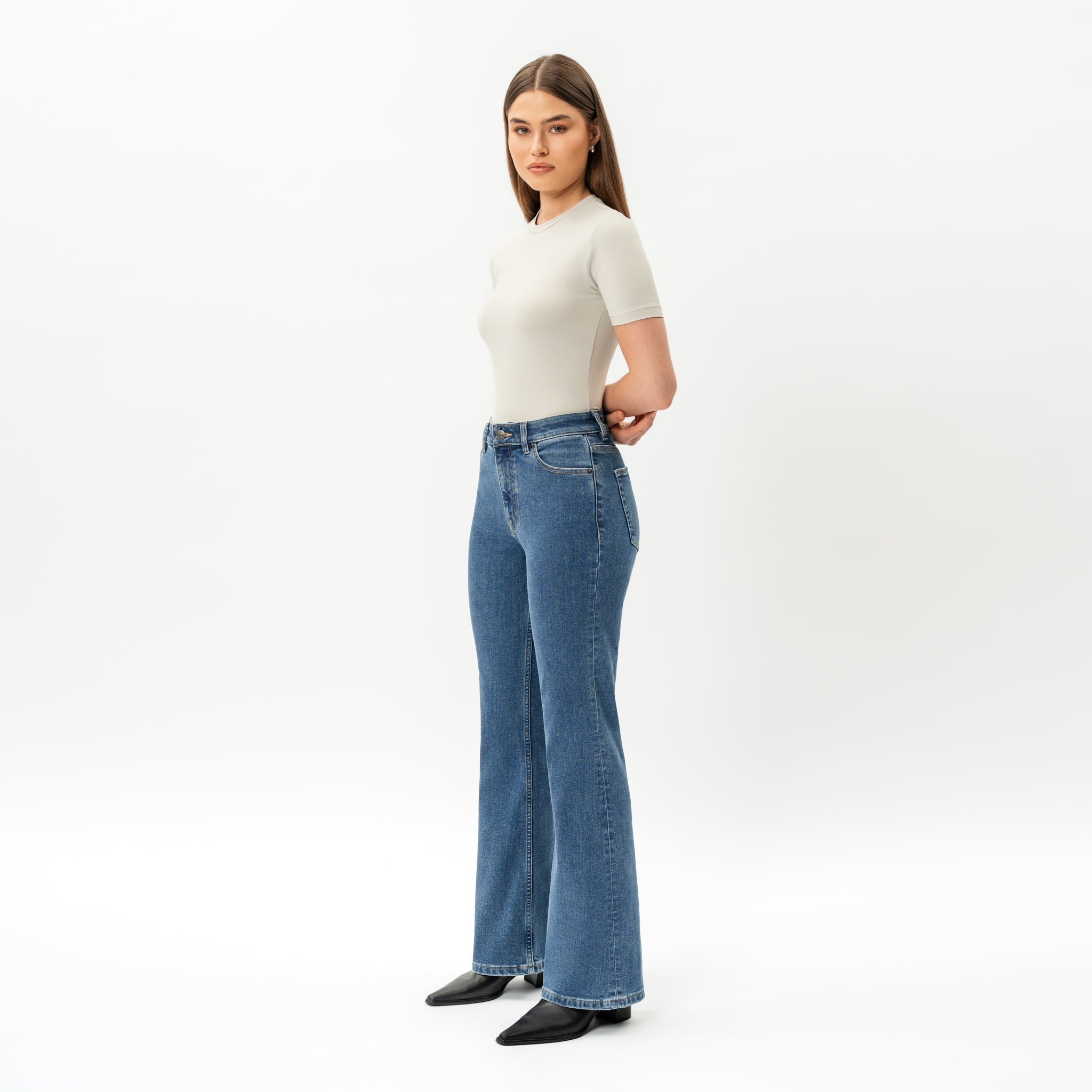 Bootcut ComfortDenim™ Jeans - Ninepine