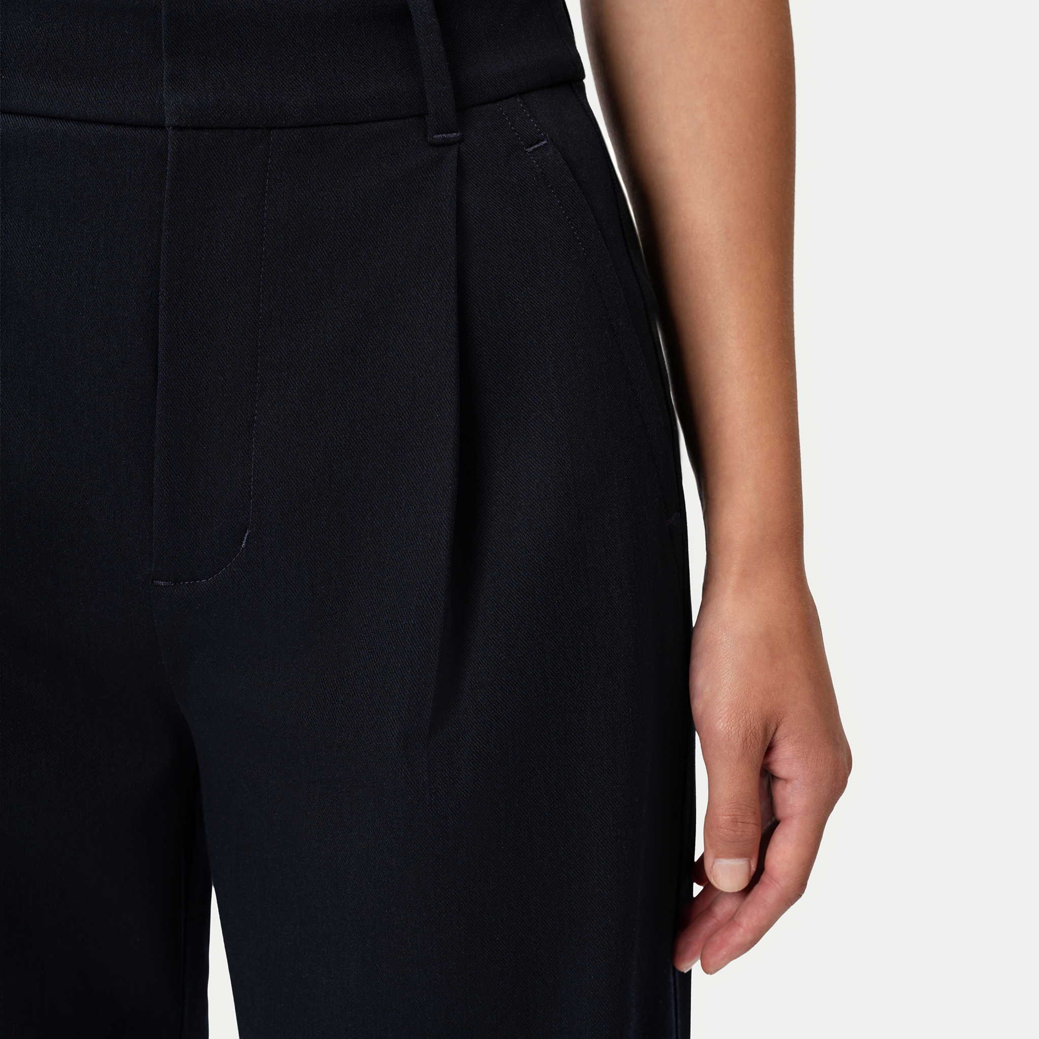 Height: 172 cm | Length: 32" | Size: XS / Height: 5'8" | Length: 32" | Size: XS
