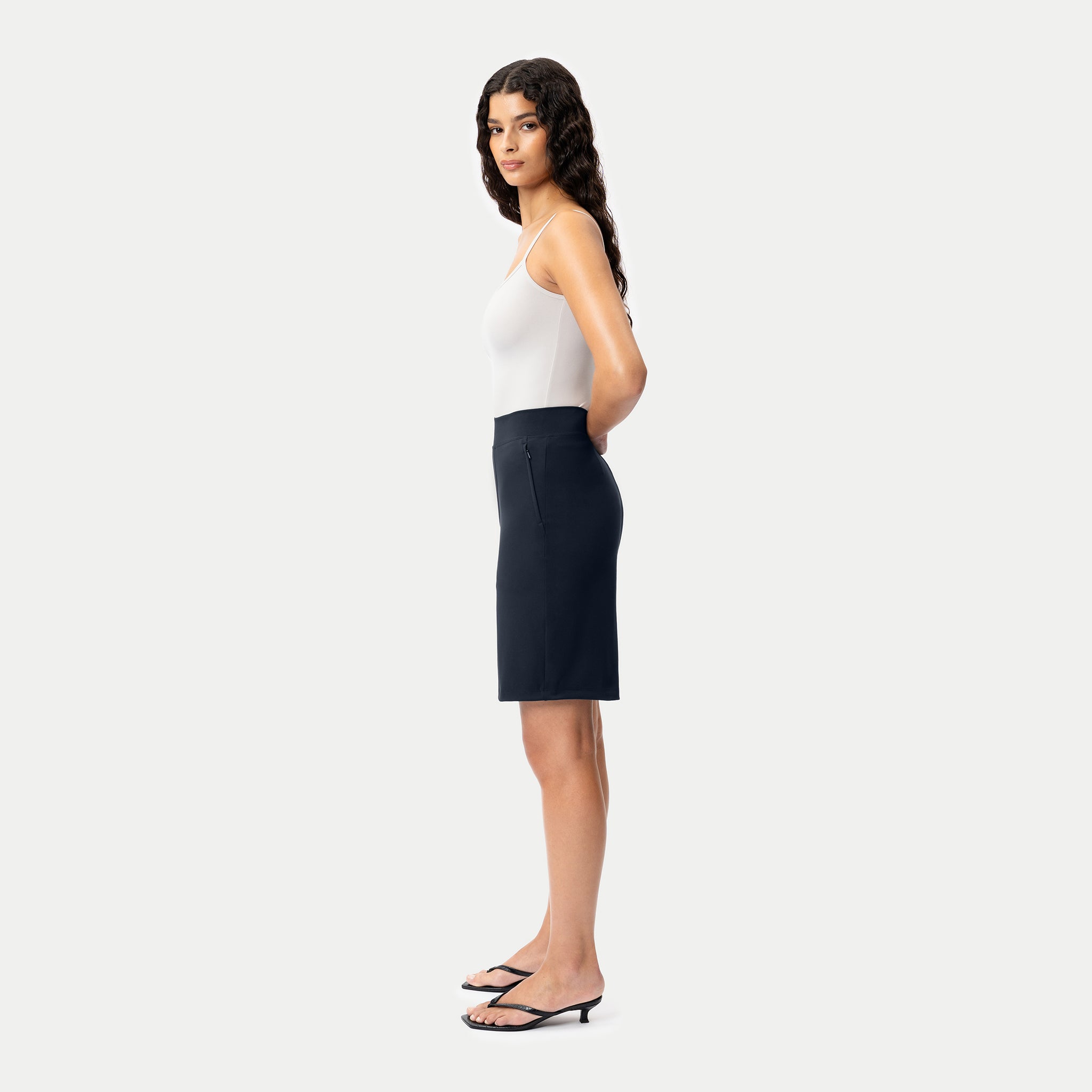 Asana Shorts - Ninepine